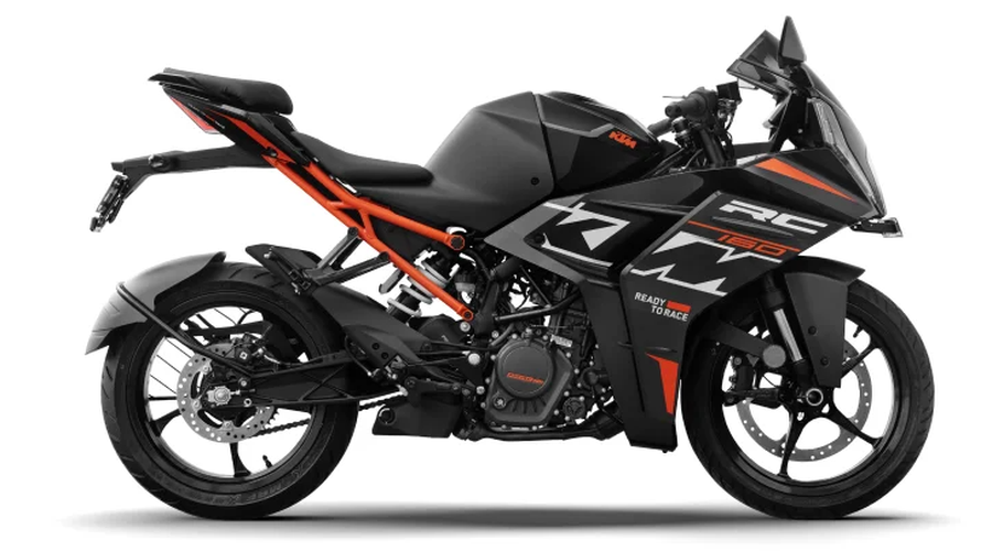 KTM RC 160 এর দাম বাড়লো ১৫ হাজার টাকা, Yamaha R15 কে টক্কর দিতে পারবে তো KTM RC 160 স্পোর্টস বাইকের সাইড প্রোফাইল, কালো ও কমলা রঙের ডিজাইন এবং স্পোর্টি বডি স্টাইল দেখা যাচ্ছে।